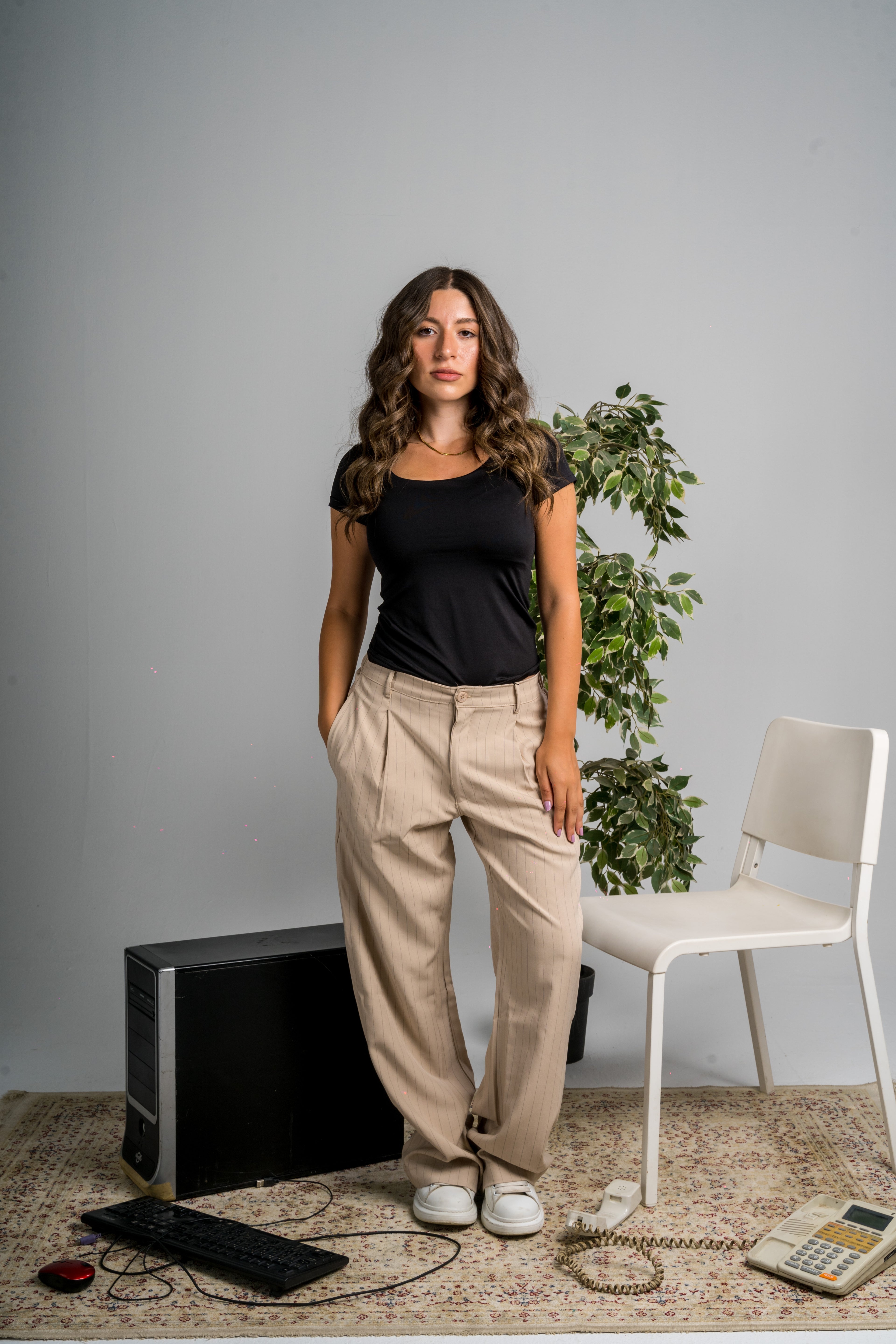 UNISEX PINSTRIPED BEIGE