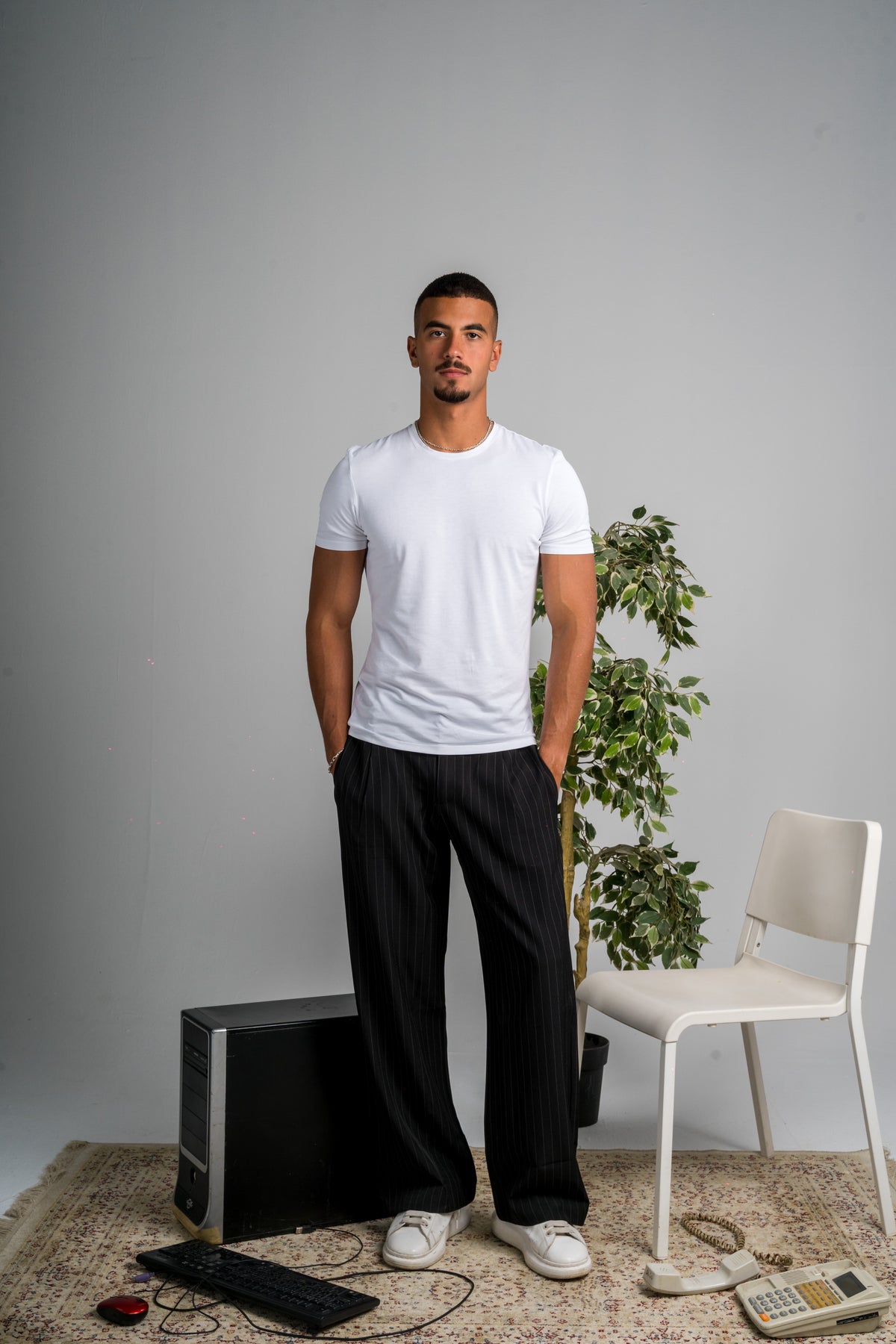 UNISEX PINSTRIPED BLACK