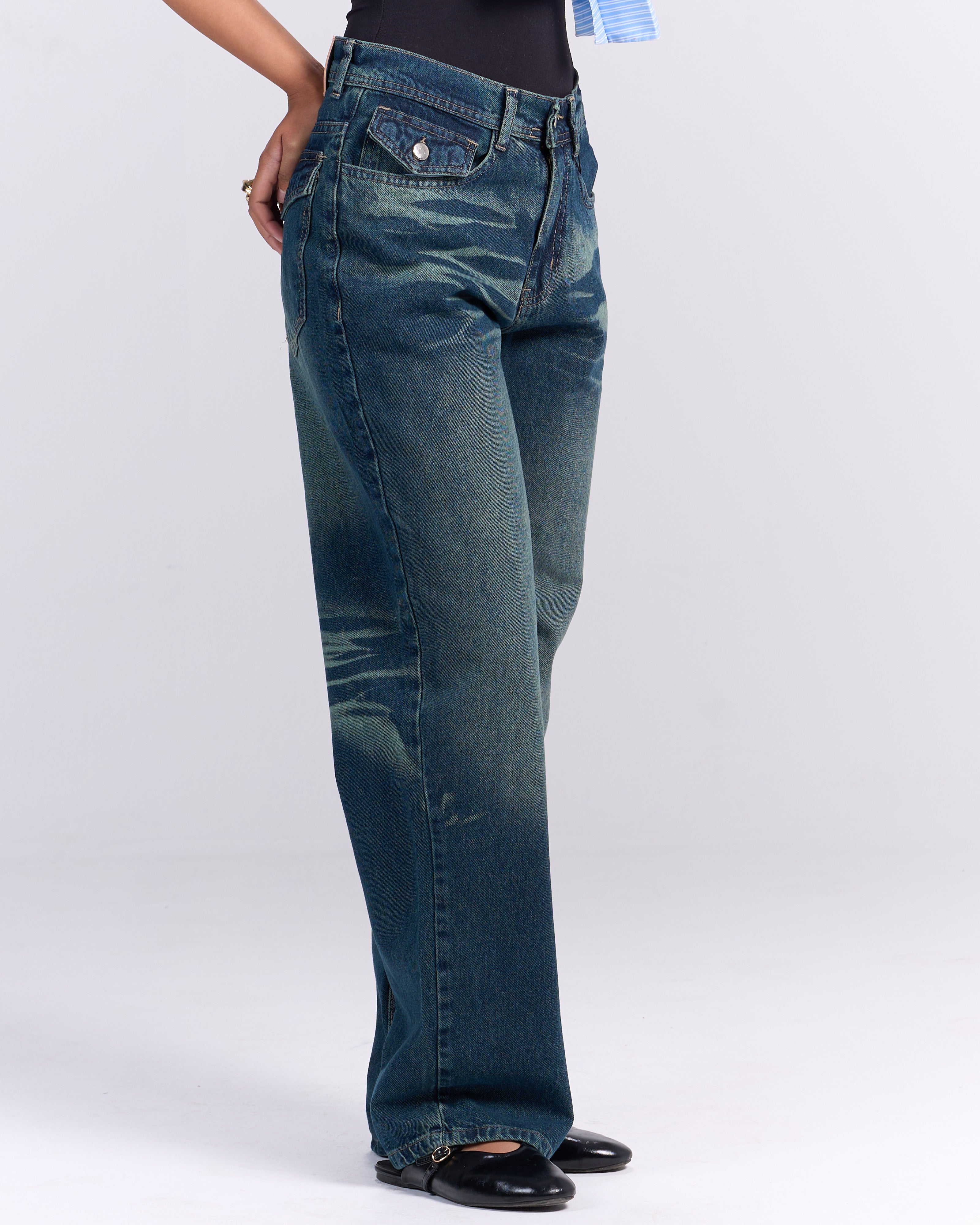 THE BLUE DENIM BRUSH