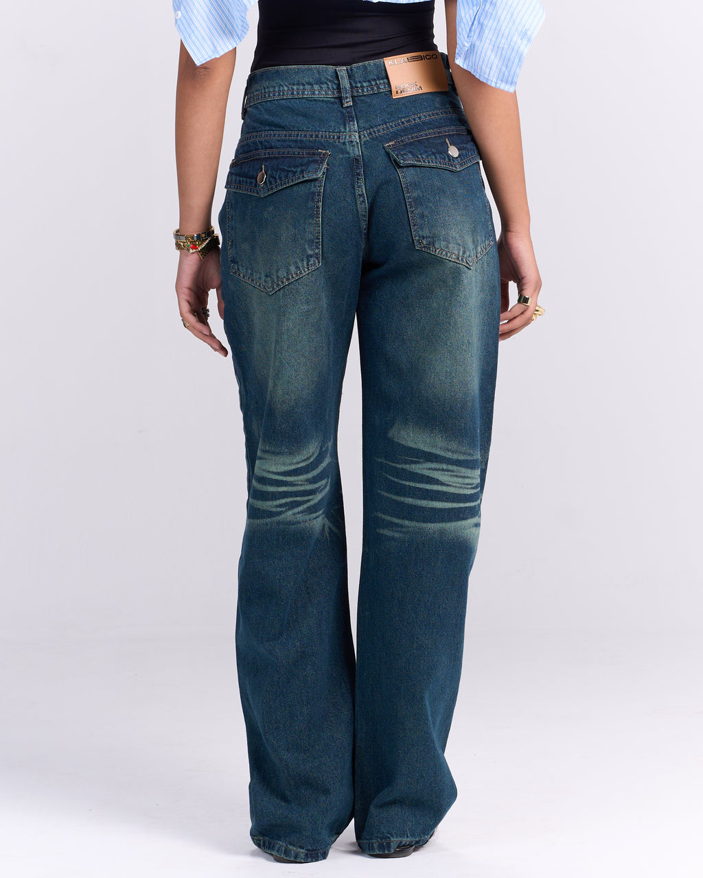 THE BLUE DENIM BRUSH